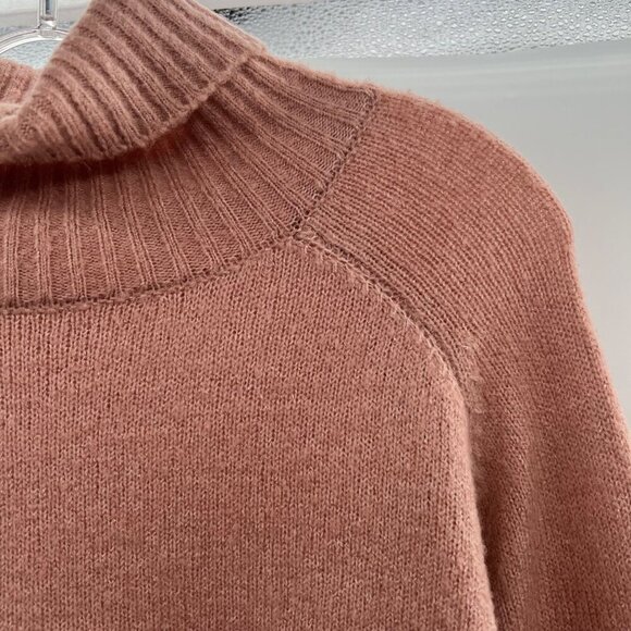 Double Zero Turtleneck Sweater Women's Size Small Pink Knit Hi Low Long Sleeve - Picture 3 of 9